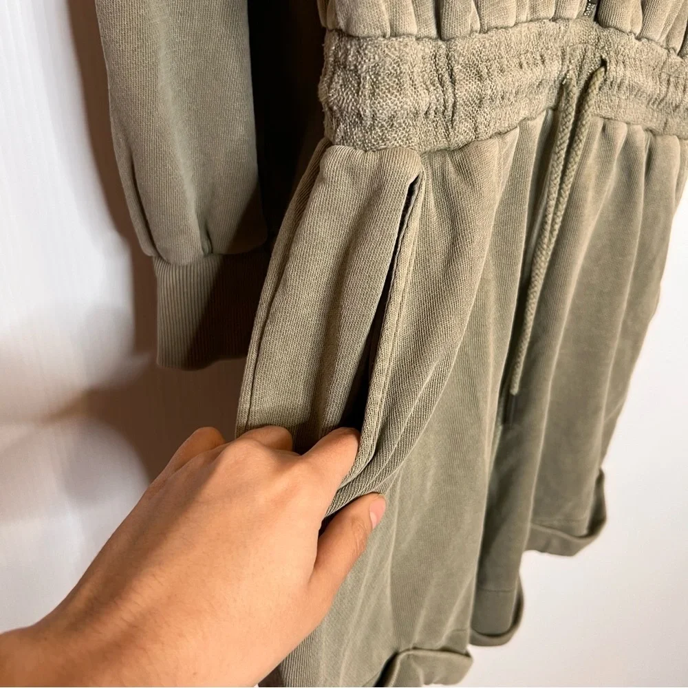 L*SPACE Stay Cool‎ Hooded Romper. Size XS